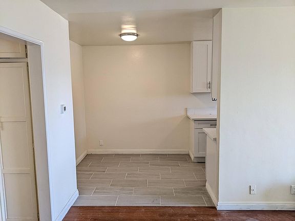 3rd image of 1001 N Orange Grove Ave #9