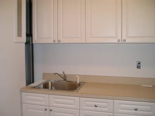 Rented by Eric Goodman Realty Corp | media 2