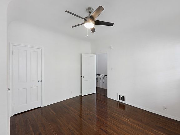 5th image of 9906 Robbins Dr