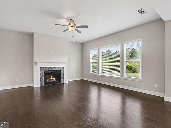 5th image of 4946 Creekside Ln