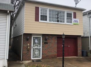 288 Centre Ave, Secaucus, NJ 07094