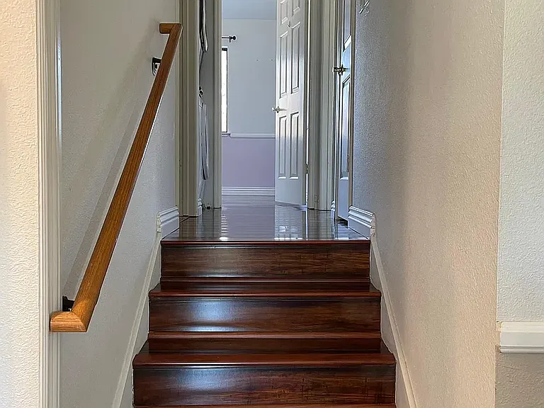 2025 Flickinger Way — Photo 6