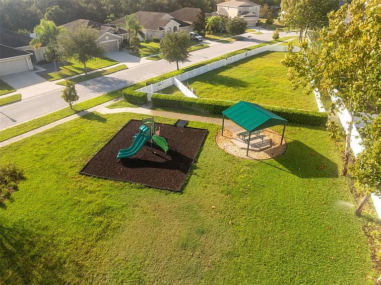 18035 Arbor Crest Dr — Photo 52
