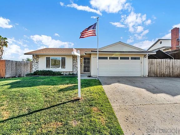 4th image of 10143 Maple Tree Rd