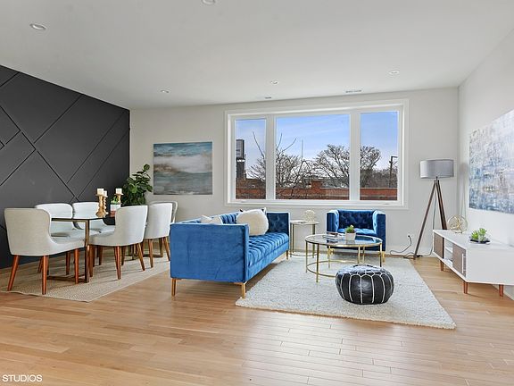 2nd image of 807 N Francisco Ave #2