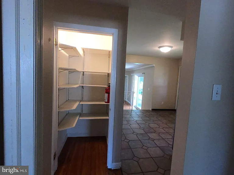 436 S Suffolk Dr — Photo 13