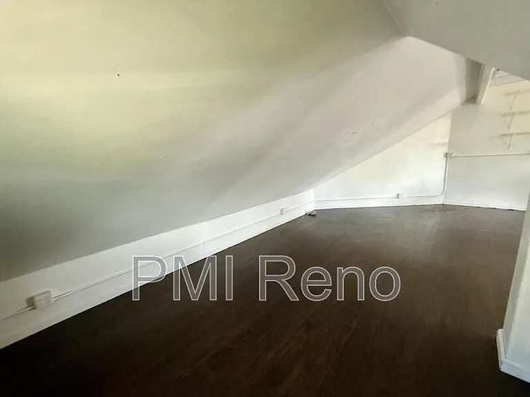 46 W 10th St #1 — Photo 7