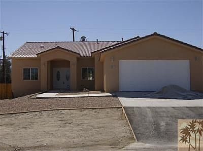 Attached 2 car garage