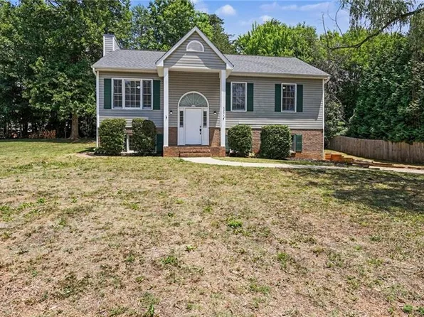 5204 Buckley Forest Trl, Walkertown, NC 27051