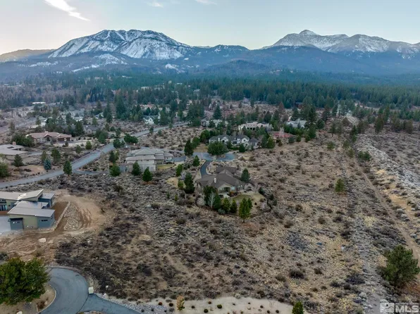 211 Waterman Ct, Reno, NV 89511