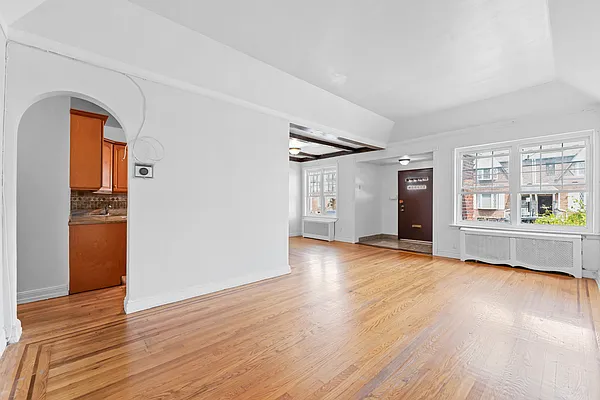Rented by Real Broker NY LLC | media 8