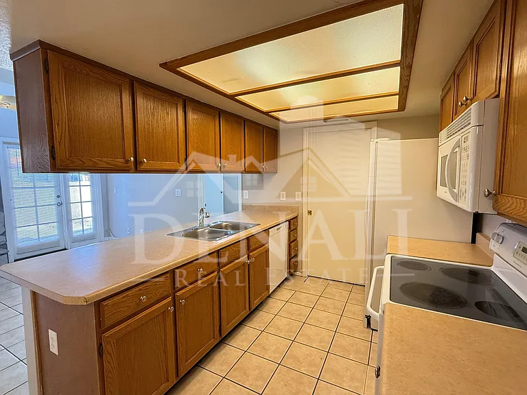 633 W Southern Ave #1147 — Photo 7