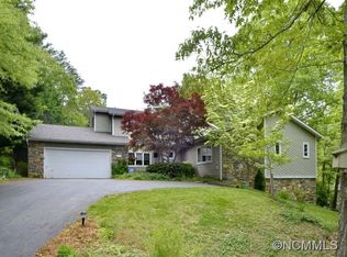 99 Eastmoor Dr, Asheville, NC 28805