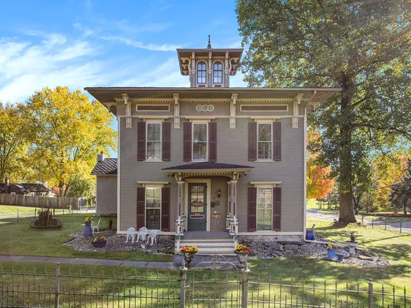 404 N Webster St, Augusta, MI 49012