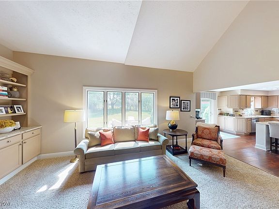 3rd image of 9923 Royal Valley Dr