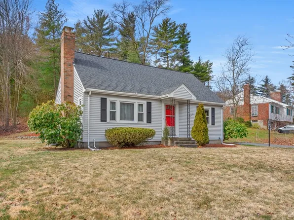 91 Waltham St, Woburn, MA 01801