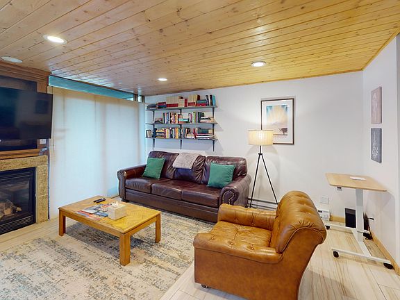 2nd image of 747 W Pacific Ave #324