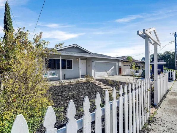 19464 Yuma St, Castro Valley, CA 94546