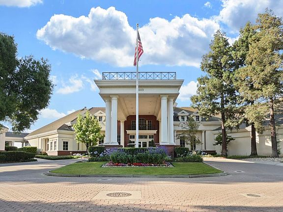 2nd image of 4240 Pinehurst Cir