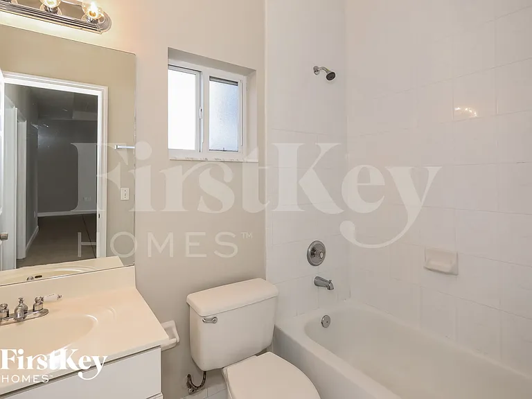 14200 SW 132nd Ave — Photo 14