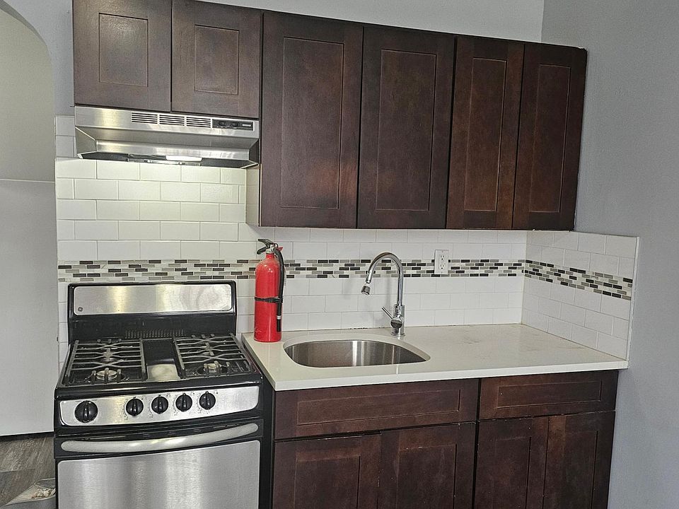 15 Goldsmith Ave APT 6, Newark, NJ 07112 | Zillow