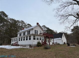 584 Hunts Rd, Port Haywood, VA 23138