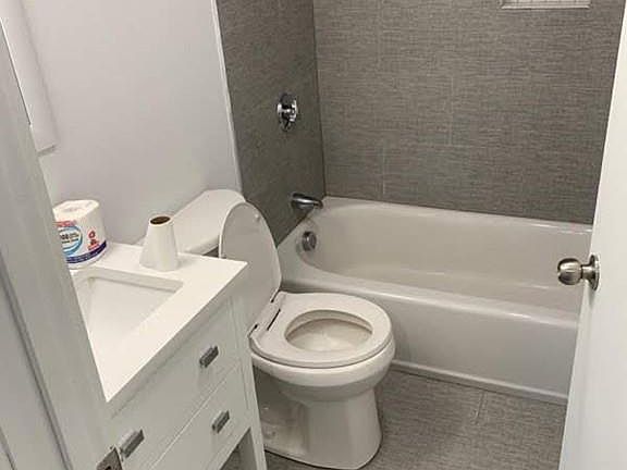 5th image of 11 Ashton Pl APT 11
