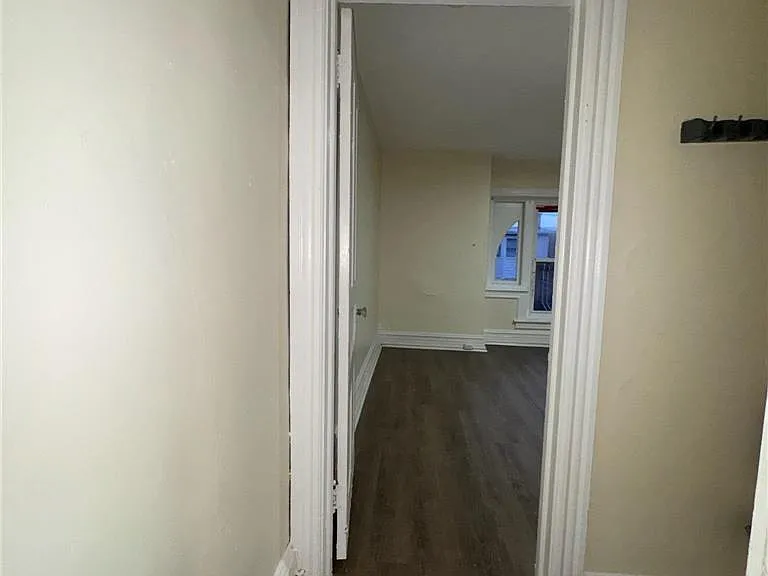 1438 W Turner St #3 — Photo 5