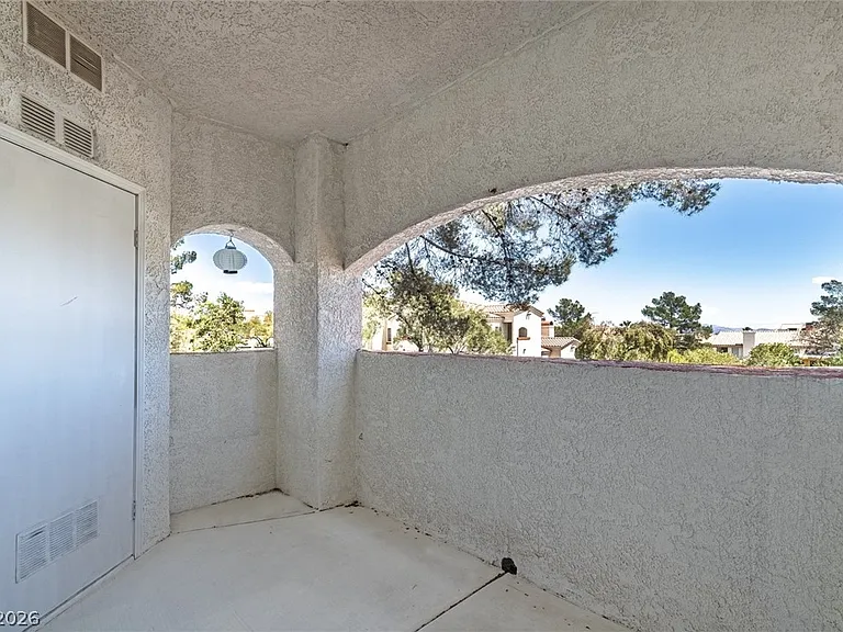 517 Indian Princess Dr #201 — Photo 21