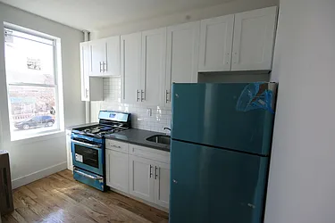 Rented by Makover Group Inc