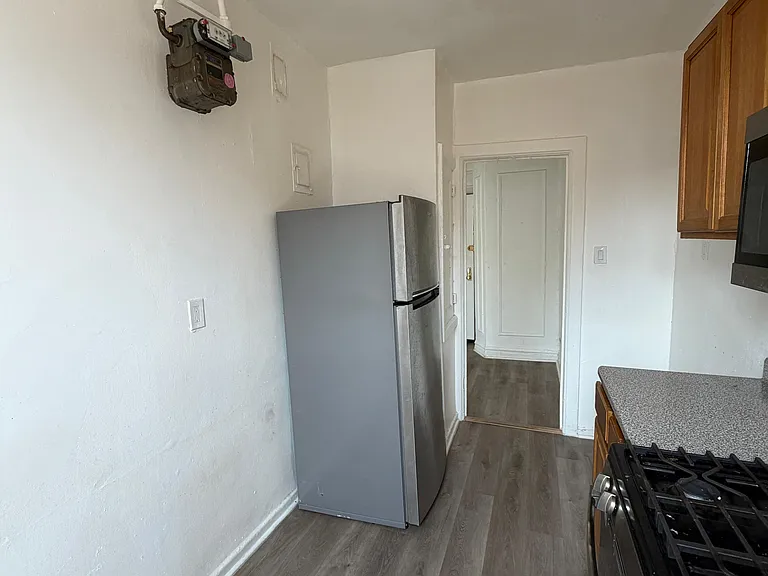 520 W 190th St #5I — Photo 8