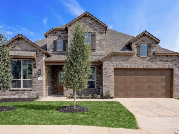 237 Lacey Oak, Castroville, TX 78009