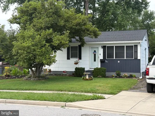 307 Park Hall S, Laurel, MD 20724