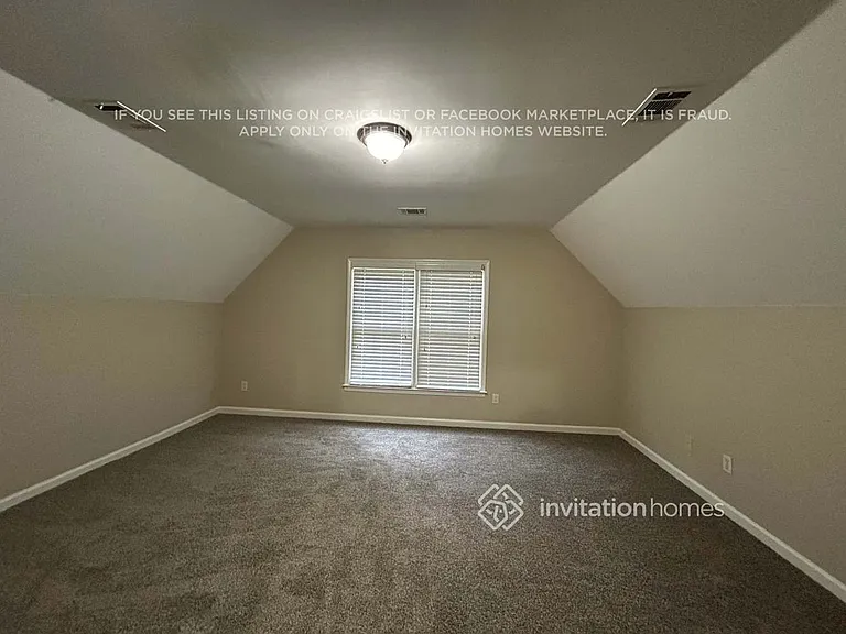4399 Beacon Hill Dr SW — Photo 11