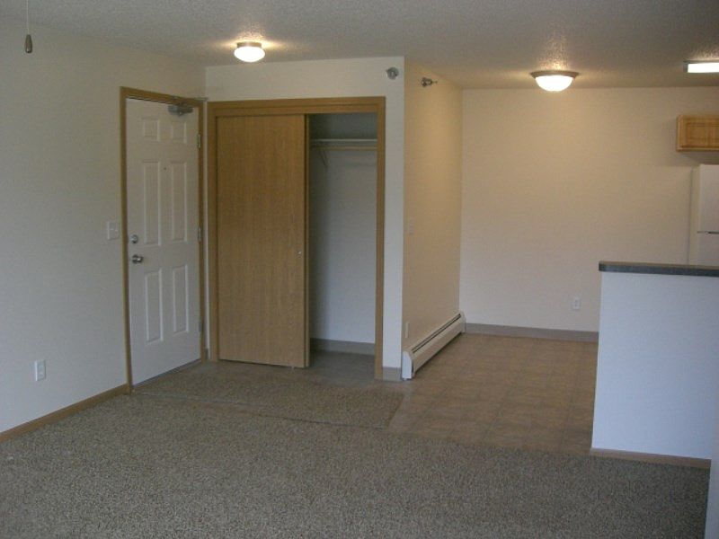 2nd image of 700 NE 56th St APT 14
