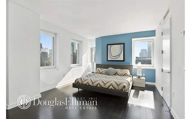 Rented by Douglas Elliman | media 106