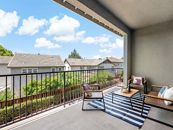 5th image of 3035 Ruby Ave