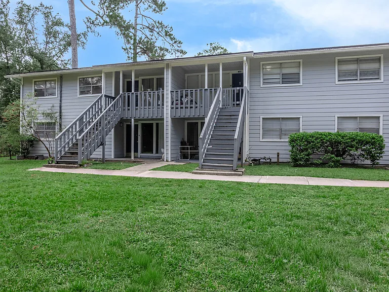 Magnolia Point — Photo 11