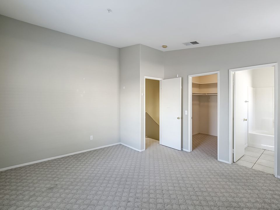 1st image of 25595 Prospect Ave #1