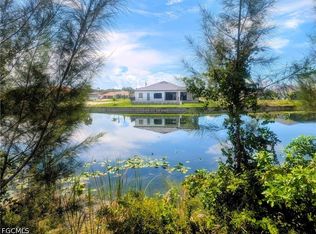 2610 NW 26th Ct, Cape Coral, FL 33993