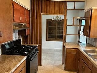 5th image of 4670 E Illinois Ave