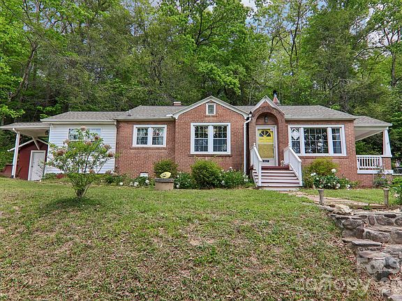 4th image of 2627 White Oak Rd