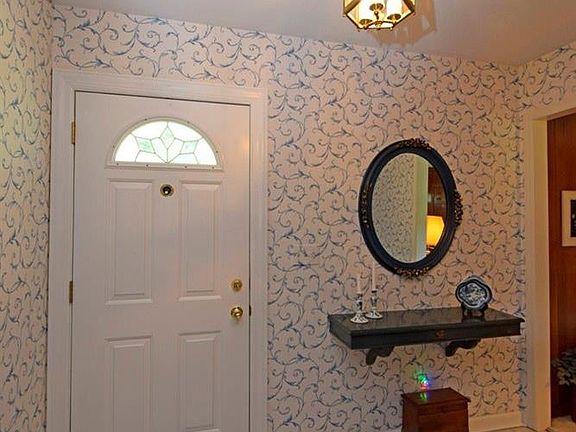 3rd image of 3195 S Whitetree Cir