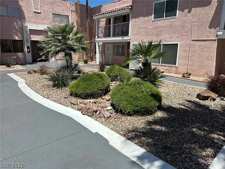 2274 E Desert Inn Rd #0 — Photo 5