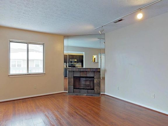 2nd image of 1316 Patti Park #G-1