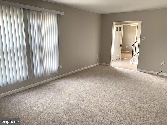 5th image of 1303 Tenbrook Rd