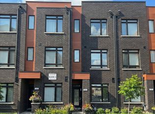 370 Red Maple Rd #13, Richmond Hill, ON L4C5T4