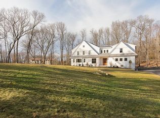 192 Union St, Hingham, MA 02043