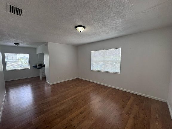 2nd image of 2420 Johnson St #1-301