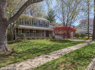 9713 Walthorne Ct, Burke, VA 22015